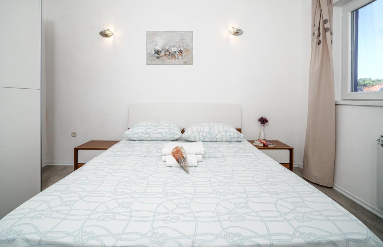 Apartmani Gabriella Vodice Exterior photo
